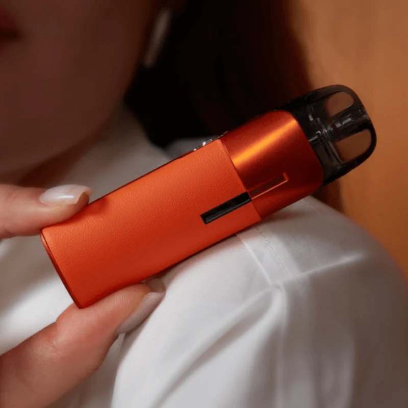 Black Vaporesso Luxe Q2 Pod Kit + Free 100ML - Image 2
